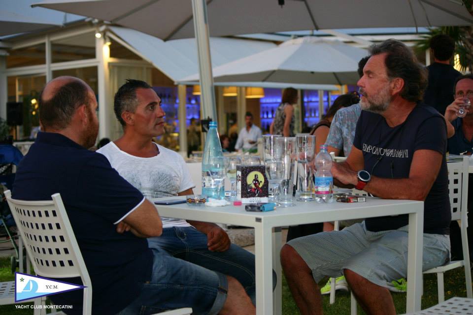 04_07_2015_apericena_fuorionda_13