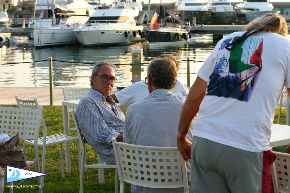 04_07_2015_apericena_fuorionda_6
