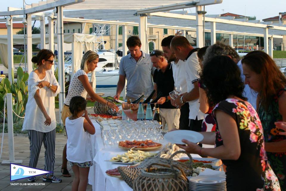 04_07_2015_apericena_fuorionda_8